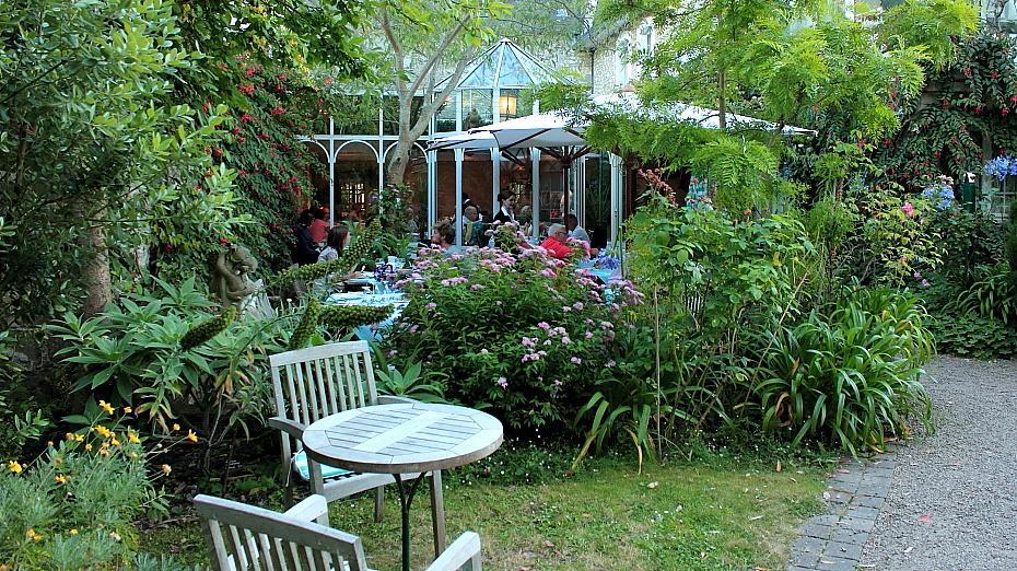 Logis Hotel Les Fuchsias แซ็ง-วา-ลา-อูเก ภายนอก รูปภาพ